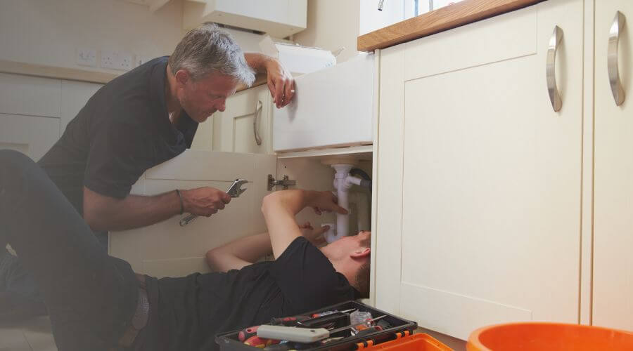 Professional burst pipe repair services in Hialeah, FL